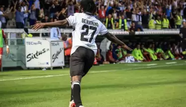 Parma, Cagliari'yi 2-1 mağlup etti