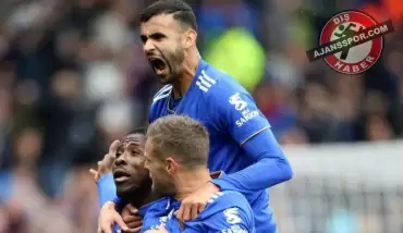 Leicester evinde geçit vermedi! Çağlar Söyüncü...