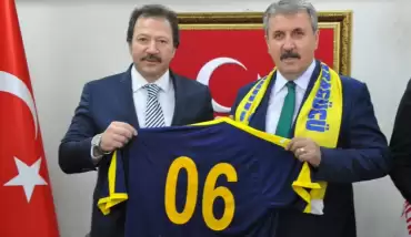 Mehmet Yiğiner'den Mustafa Destici'ye ziyaret 