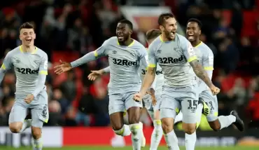 Derby County'den büyük sürpriz!