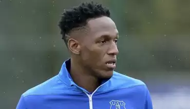 Yerry Mina, maça bile çıkamadan sakatlandı!
