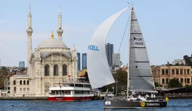 Turkcell Platinum Bosphorus Cup’ın ilk günü İstanbul Boğazı’nda koşuldu 