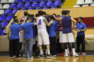 Karesispor, Bornova Belediyespor'u 101-68 mağlup etti