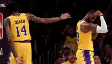 LeBron James: "Genç oyuncularımızı kullanmamak aptallık olur"