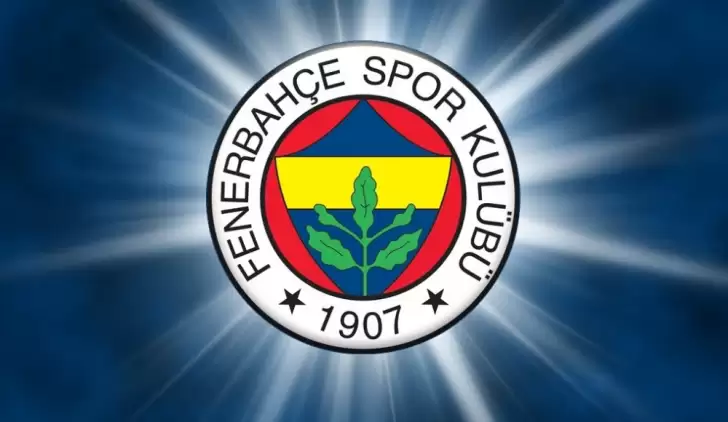 Fenerbahçe'nin forma göğüs sponsoru global araç kiralama firması Avis oldu.