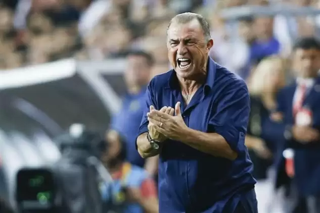 Fatih Terim'den futbolcularına derbi uyarısı!