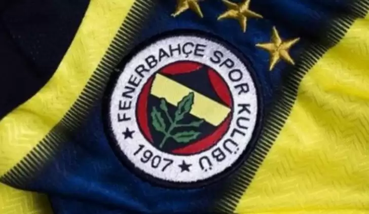 Fenerbahçe için flaş iddia! O teknik direktöre resmi teklif götürüldü...