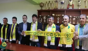 Oktay Derelioğlu, Darıca Gençlerbirliği’ne imza attı!