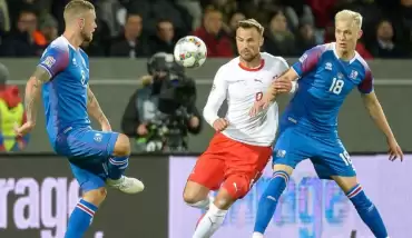 İsviçre, İzlanda'yı Haris Seferovic'in golleriyle geçti