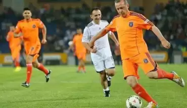 'Şöhretler Karması' maçında Cumhurbaşkanı Erdoğan'da forma giyecek