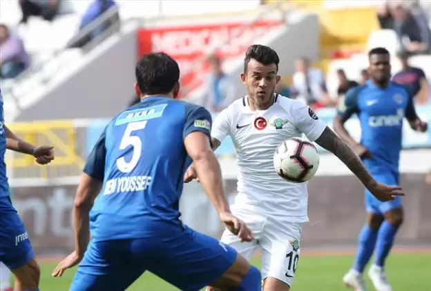 Kasımpaşa, Akhisarspor'u farklı geçti!