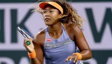 Teniste Angelique Kerber, Naomi Osaka'yı, Sloane Stephens da Kiki Bertens'i 2-1 yendi