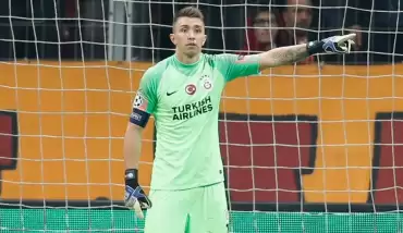 Galatasaray'dan Muslera'nın alternatifine flaş öneri!