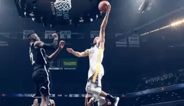 Stephen Curry'den bir rekor daha!