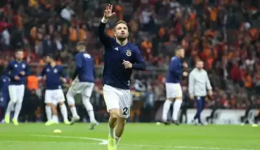 Valbuena 2 ay sonra ilk 11'de