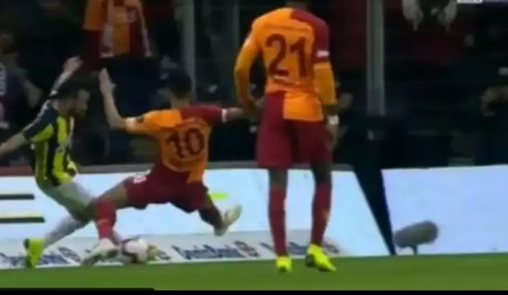 Video - Galatasaray yenilen ikinci gol ile ilgili bir paylaşımda bulundu: "YORUMSUZ!"