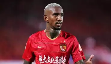 Guangzhou Evergrande'ye büyük şok! Evinde yenildi...