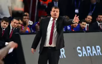 Ergin Ataman, Beaubois'yı avlıyor