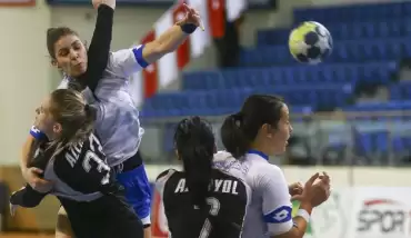 Yenimahalle Belediyespor, Azerbaycan ekibi Azeryol Bakü'ye mağlup oldu