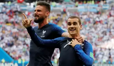 Fransa, Uruguay'ı penaltı golüyle geçti