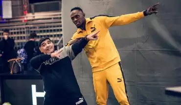 Usain Bolt, Maradona'nın takımı ile görüşme halinde