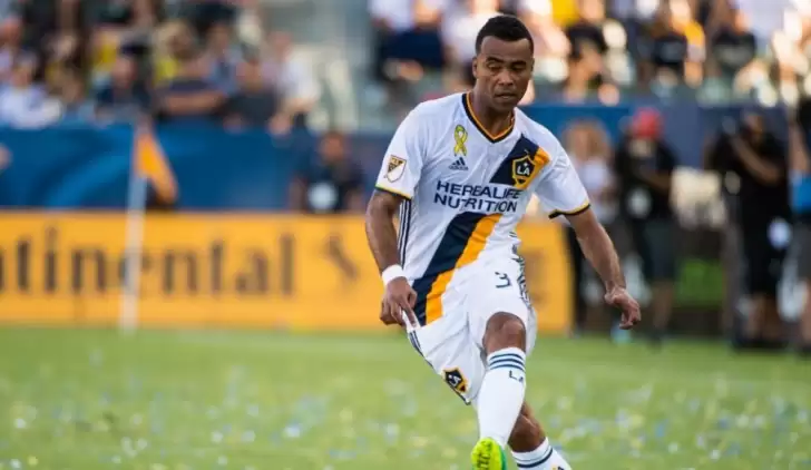 Los Angeles Galaxy'den Ashley Cole'a yeni teklif!