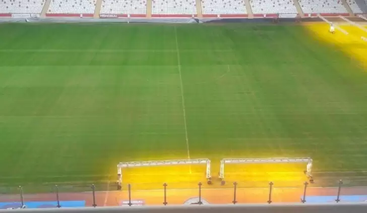 Antalya Stadı’nın zemini Göztepe maçına hazır