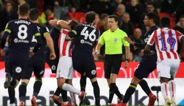 İngiltere'de Luis Suarez vakası! Rakibini ısırdı!