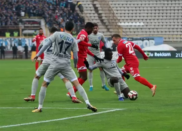 Pote attı, Adana Demirspor kazandı!