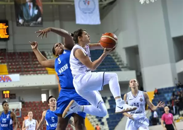 Çukurova Basketbol, sahasında Hatay Büyükşehir Belediyespor'u 96-82 yendi