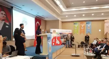 Ersun Yanal’ın konuşmacı olduğu ’Atlas Geleceği Konuşuyor’ etkinliği başladı