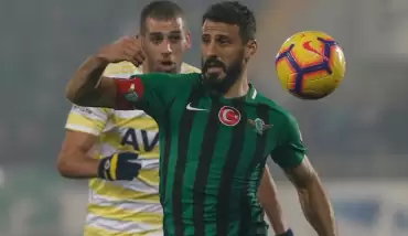 Akhisarspor'da Caner ve Güray'a tepki