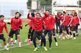 Samsunspor Sakarya’dan lider olarak dönmek istiyor