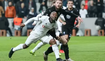 Vagner Love: "Takım olarak pozisyon üretemiyoruz ve gol atamıyoruz"
