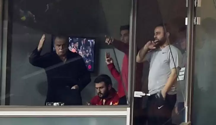 Fatih Terim yerinde duramadı! İşte o anlar...