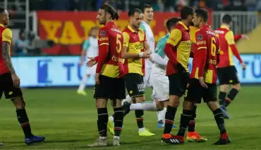 Göztepe'de Sokol Cikalleshi ile yollar ayrıldı