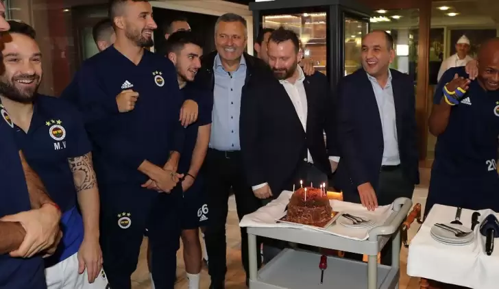 Fenerbahçe'de idari menajerliğe Volkan Ballı getirildi