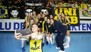 Fenerbahçe Opet, Chemik Police'ye set vermedi