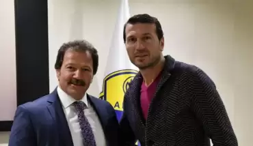 Bayram Bektaş sahaya indi