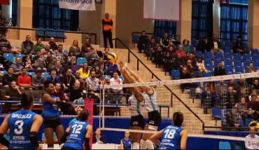 Aydın Büyükşehir Belediyespor, Kameroğlu Beylikdüzü Voleybol İhtisas’a 3-2 mağlup oldu