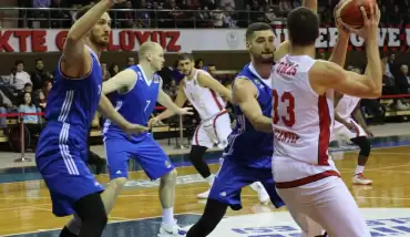 Gaziantep Basketbol, İstanbul Büyükşehir Belediye Spor Kulübü'nü 80-69 mağlup etti
