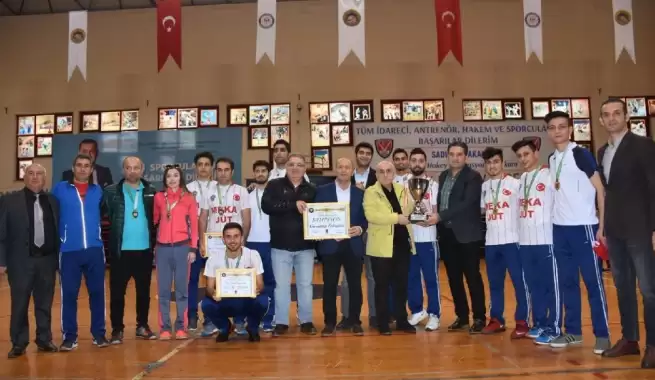 Türkiye şampiyonu Polisgücü, rotayı Trophy Ligi'ne çevirdi