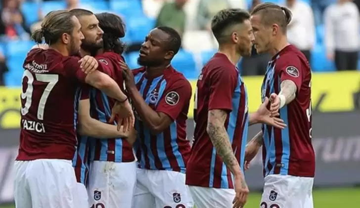 Trabzonspor yıldız oyuncuyu ikna etti!