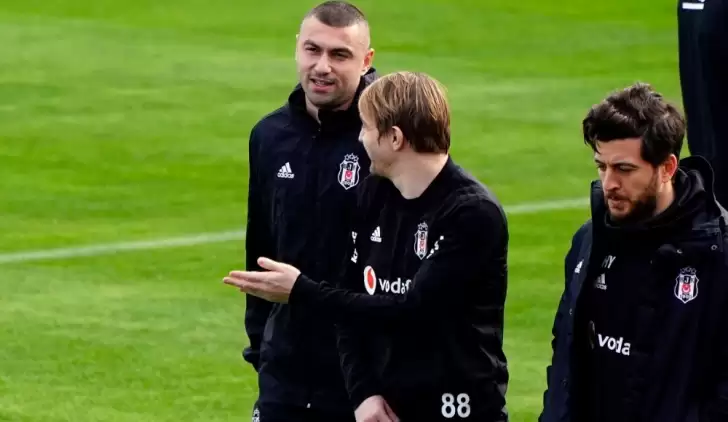 Beşiktaş'ın yeni transferi Burak Yılmaz sahaya indi!