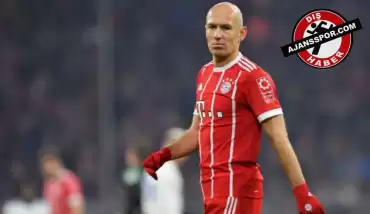 Arjen Robben: "Kulüplerin benimle ilgilendiğini duymak güzel"