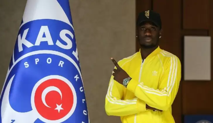 Diagne'den bomba açıklamalar! Transfer, idol oyuncusu, maskenin sırrı, Mustafa Denizli...