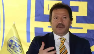 Mehmet Yiğiner'den transfer açıklaması! Sponsorluk anlaşması...