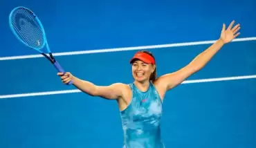 Son şampiyon Wozniacki'ye Sharapova engeli