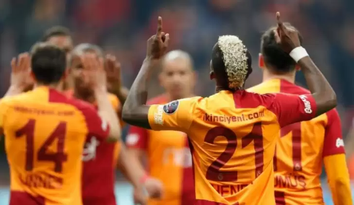 Spor yazarlarından Galatasaray yorumları: "Aç kurt gibi..."