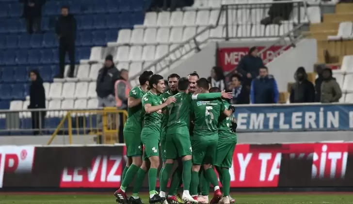 Rizespor'dan kritik 3 puan!